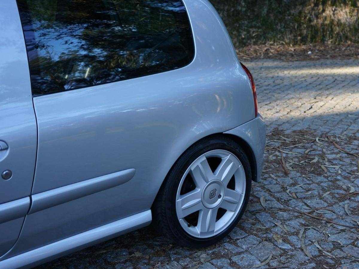renault-clio-2001-gasolina-1998cc