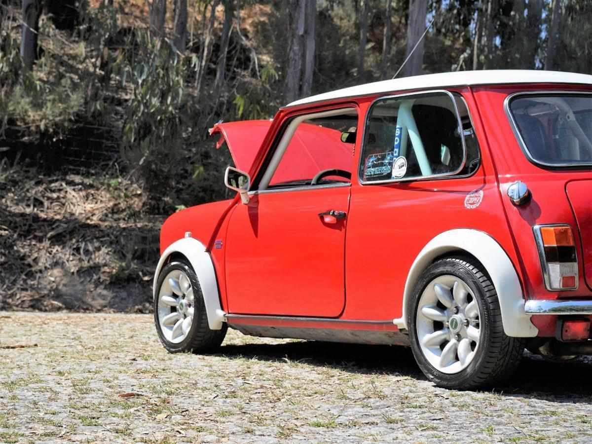 mini-1000-1990-gasolina-998cc