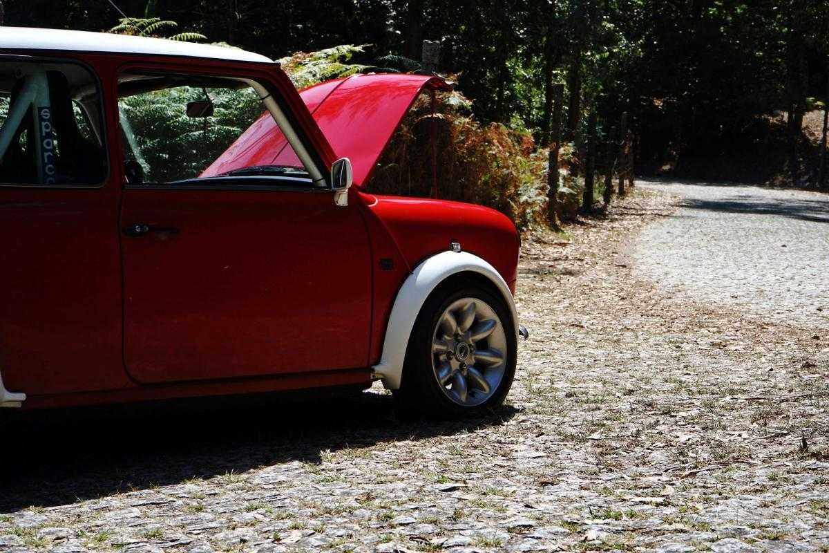 mini-1000-1990-gasolina-998cc
