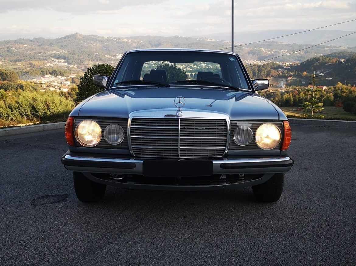 mercedes-benz-200-200-w115-1982-gasolina-1997cc