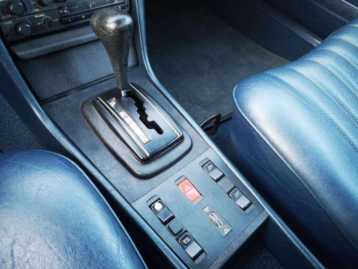 mercedes-benz-200-200-w115-1982-gasolina-1997cc