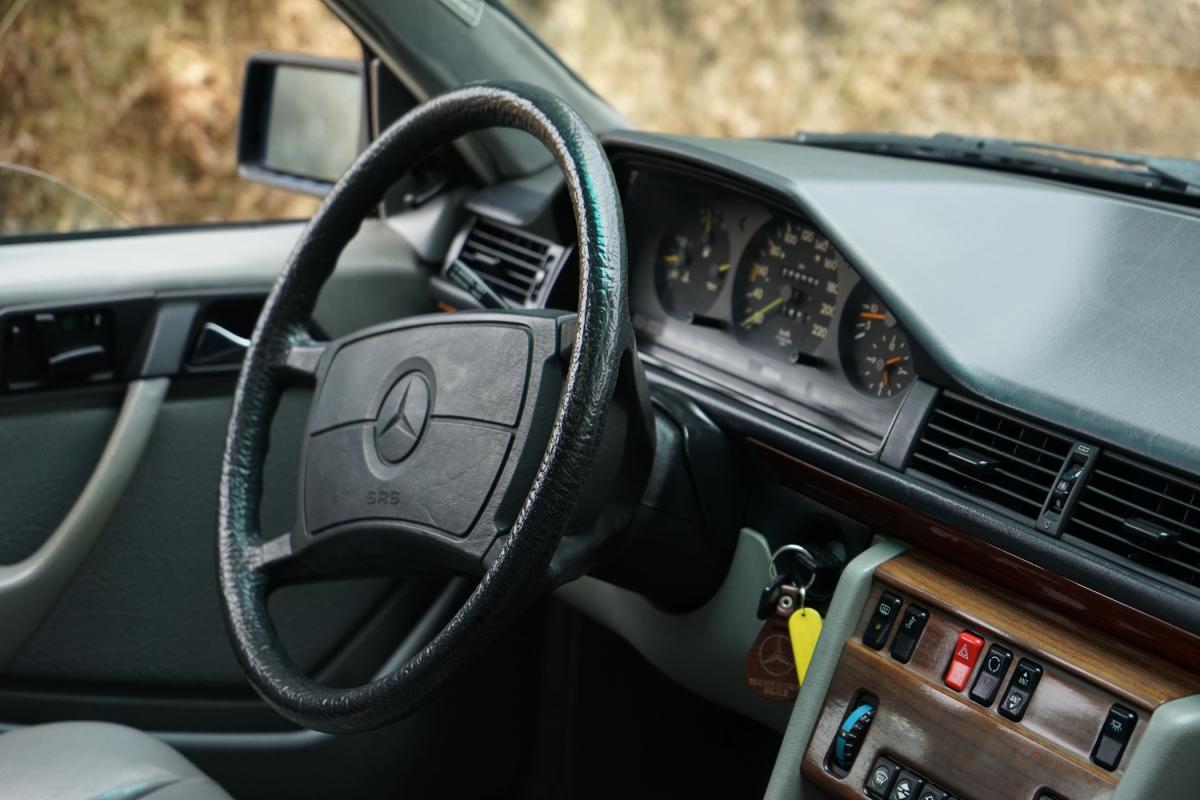 mercedes-benz-300-se-1987-diesel-2996cc