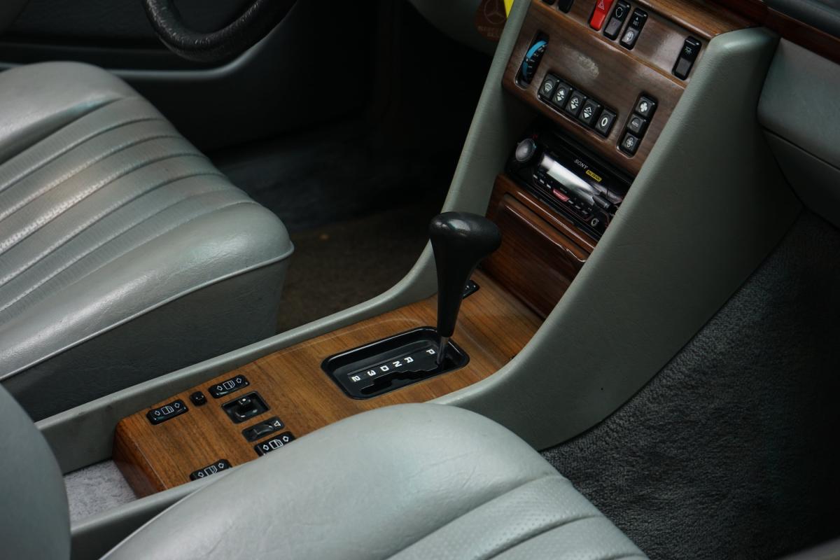 mercedes-benz-300-se-1987-diesel-2996cc