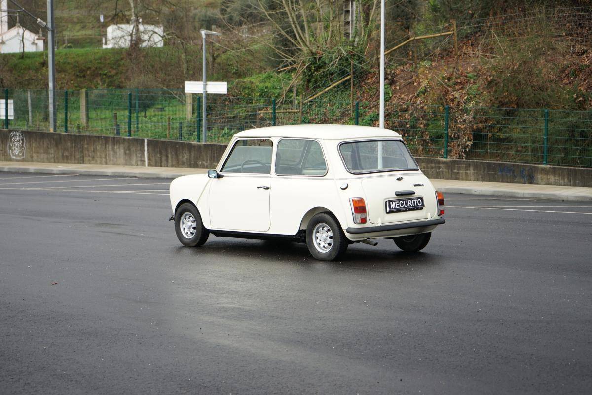 mini-1000-1984-gasolina-998cc