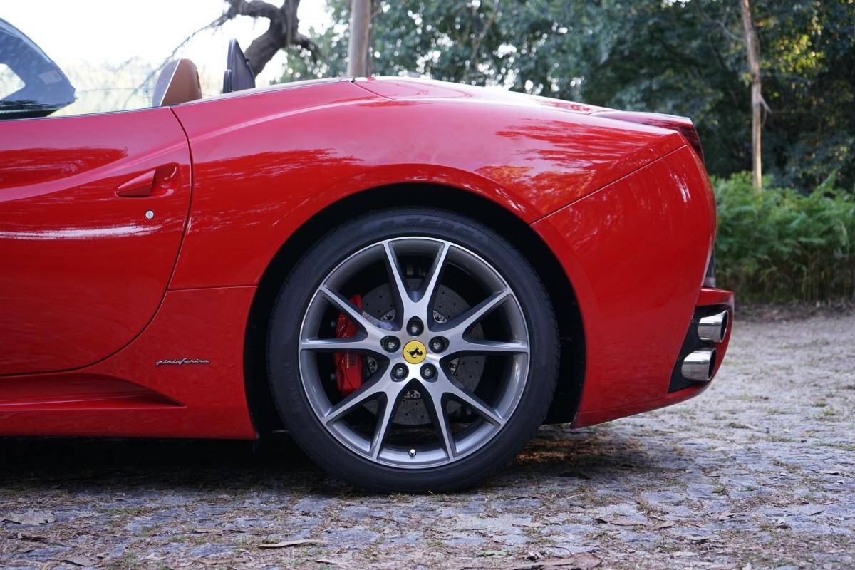 ferrari-california-2009-gasolina-4297cc