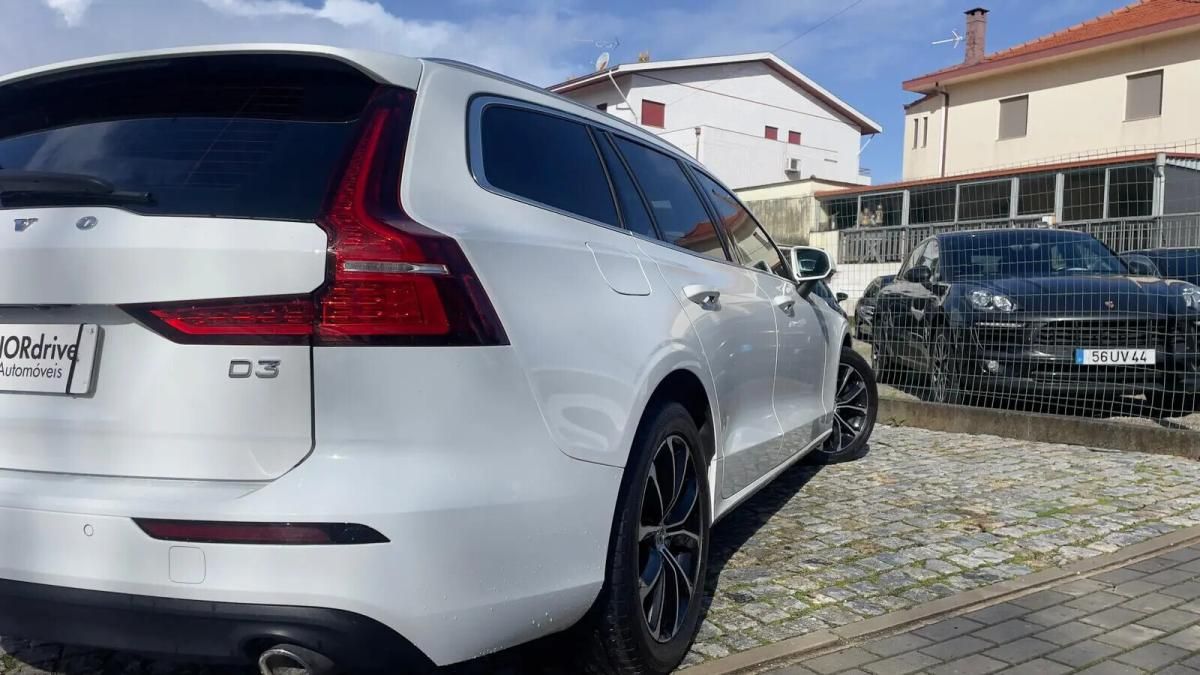 volvo-v60-2019-diesel-1969cc