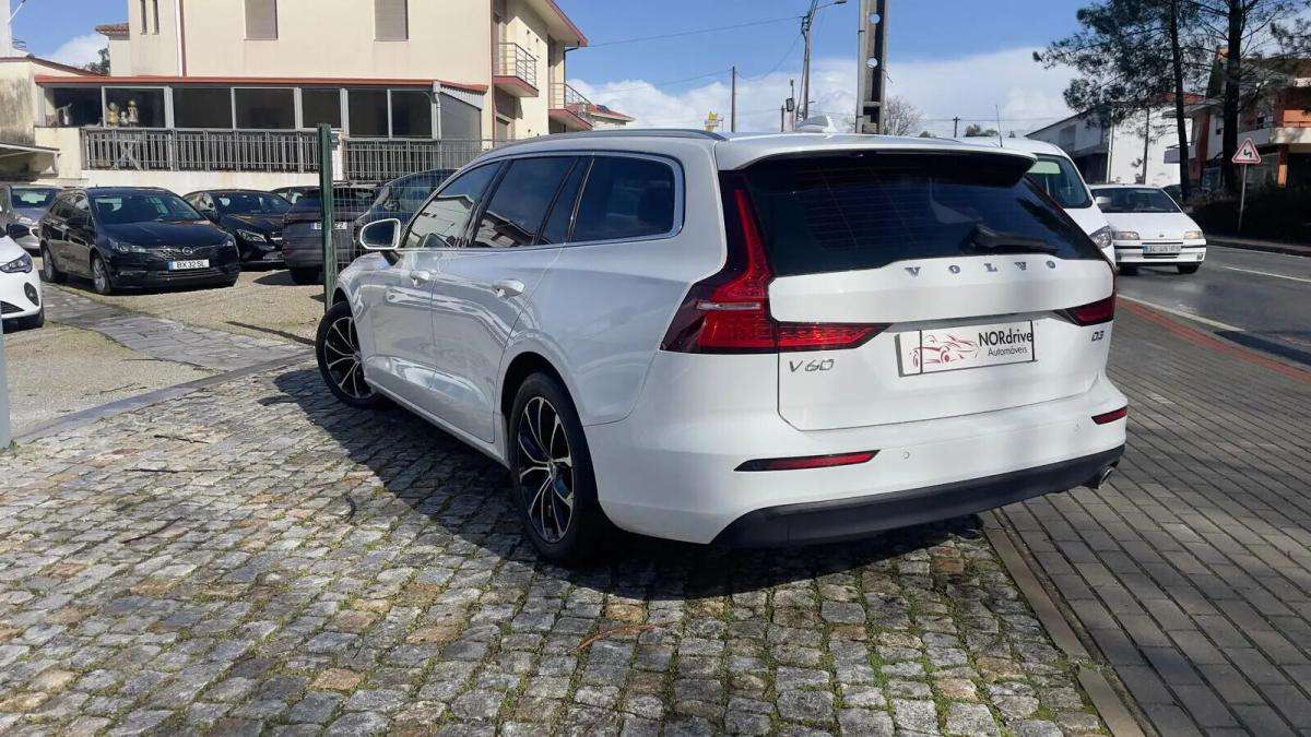volvo-v60-2019-diesel-1969cc