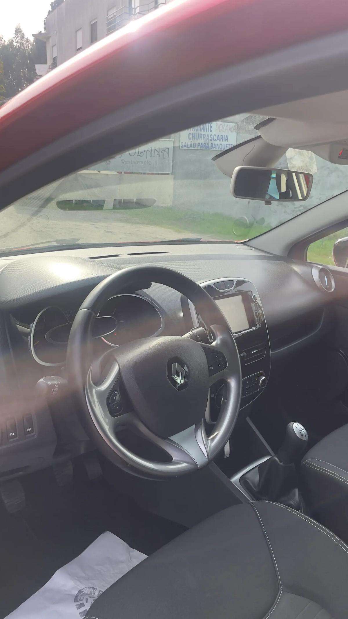 renault-clio-2016-gasolina-899cc