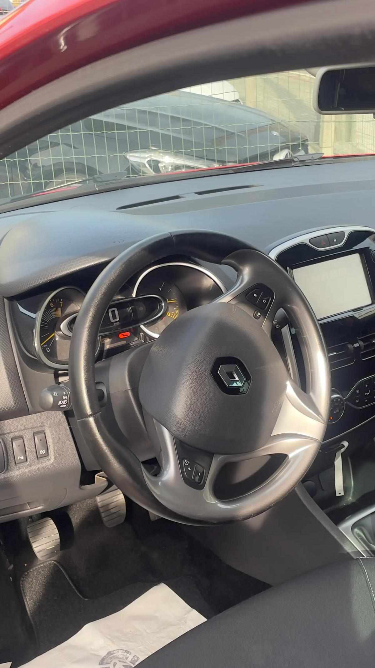renault-clio-2016-gasolina-899cc