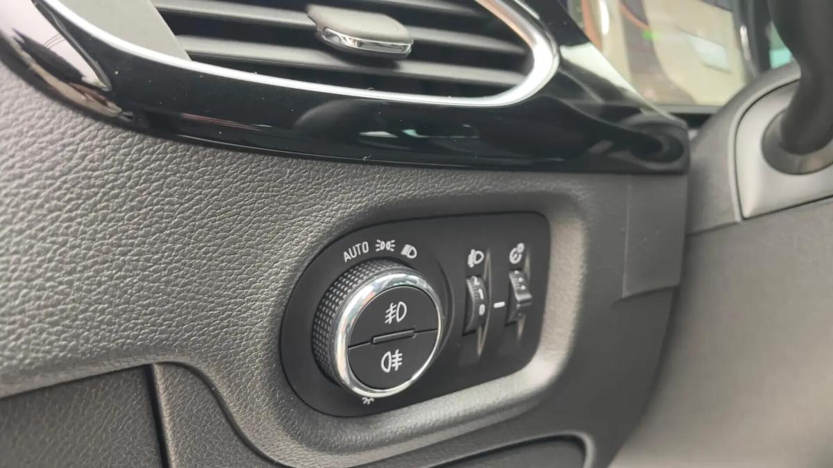 opel-astra-2021-diesel-1496cc