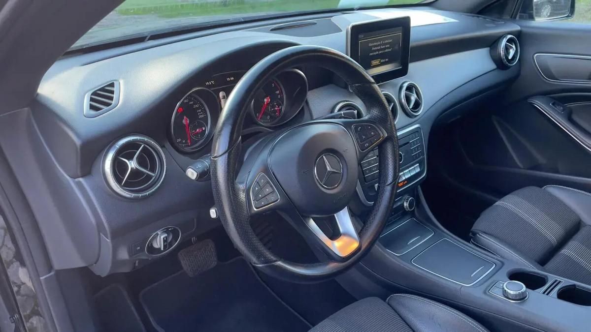 mercedes-benz-200-w115-2016-diesel-2143cc