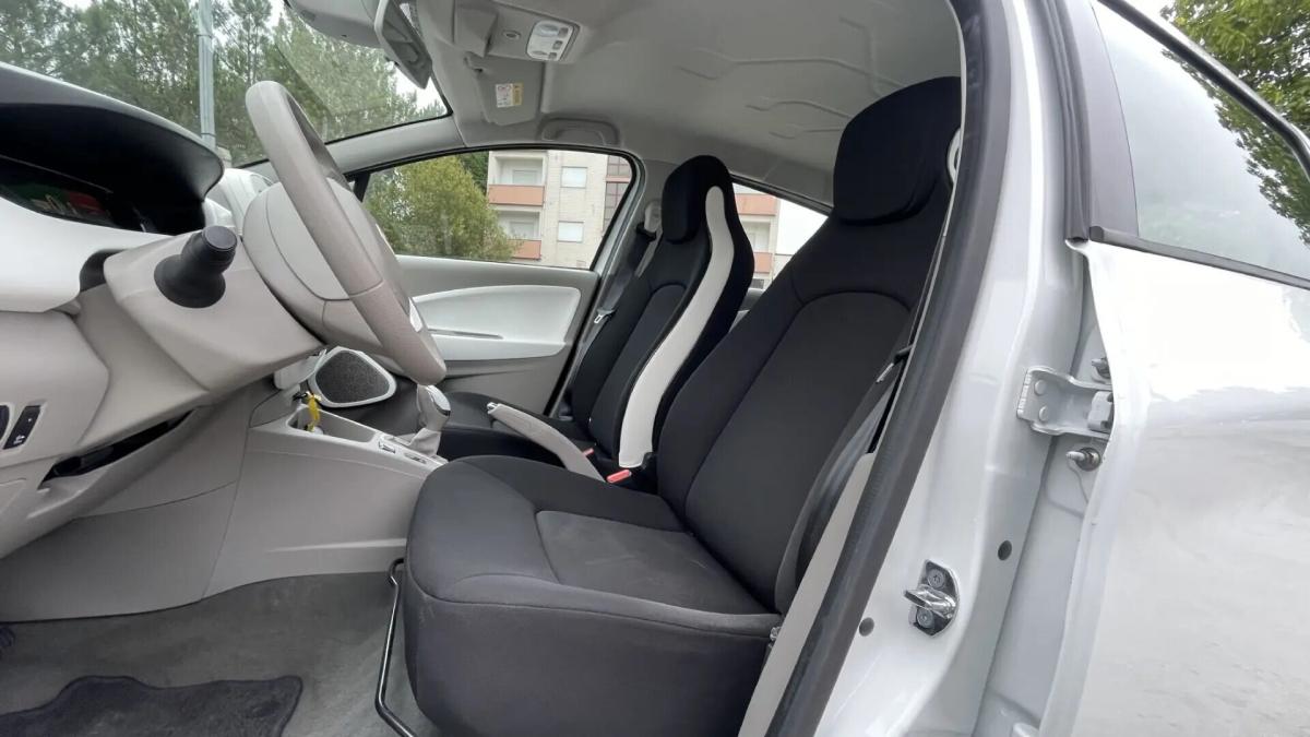 renault-zoe-2017-eletrico-0cc