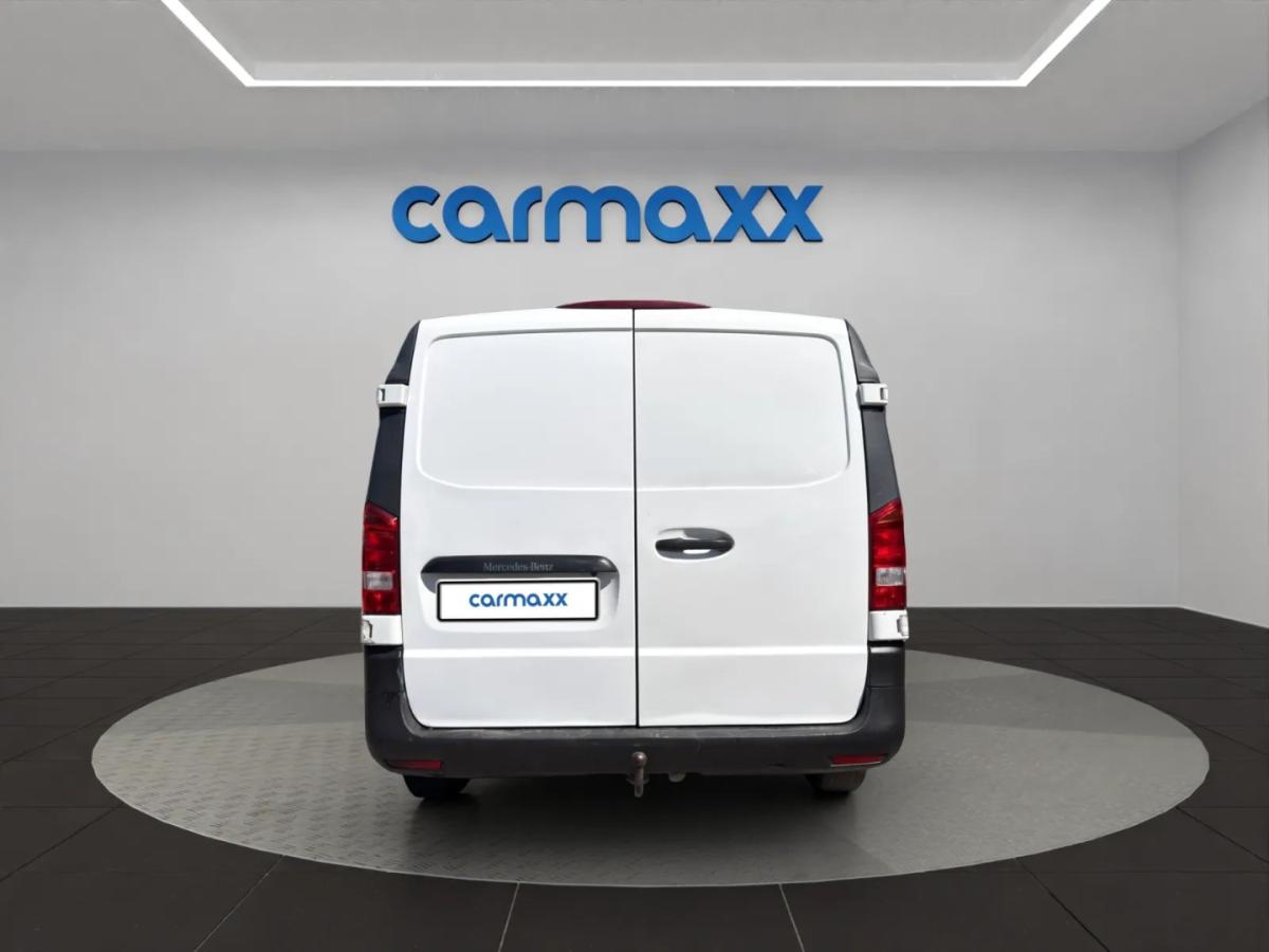 mercedes-benz-vito-2018-diesel-2143cc