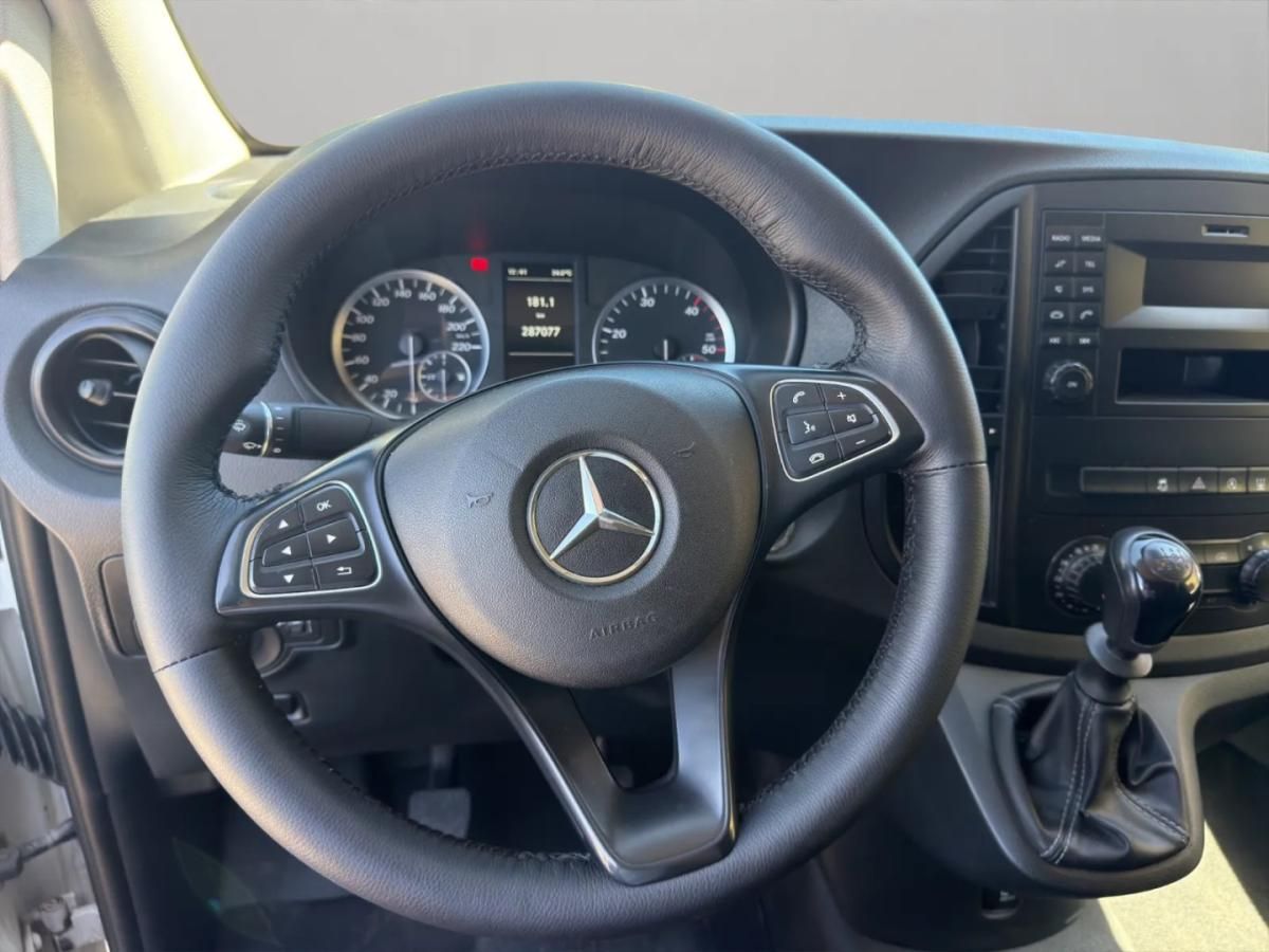 mercedes-benz-vito-2018-diesel-2143cc