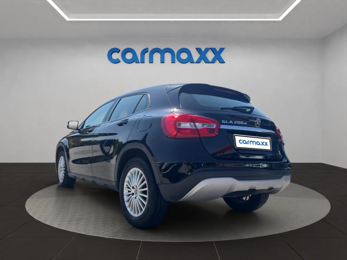 mercedes-benz-gla-2017-diesel-2143cc
