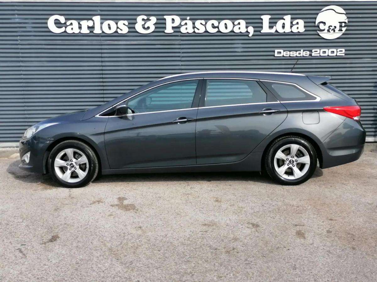 hyundai-i40-sw-2013-diesel-1695cc