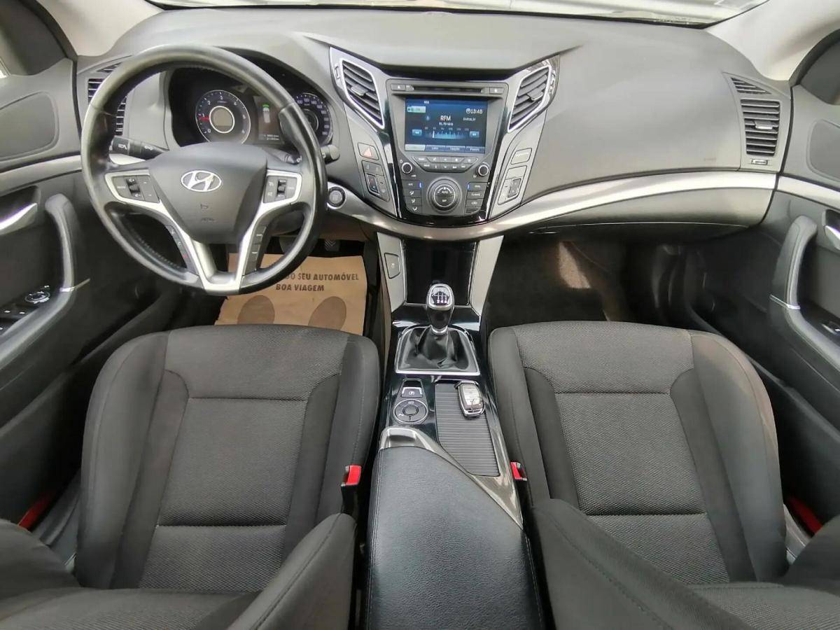 hyundai-i40-sw-2013-diesel-1695cc