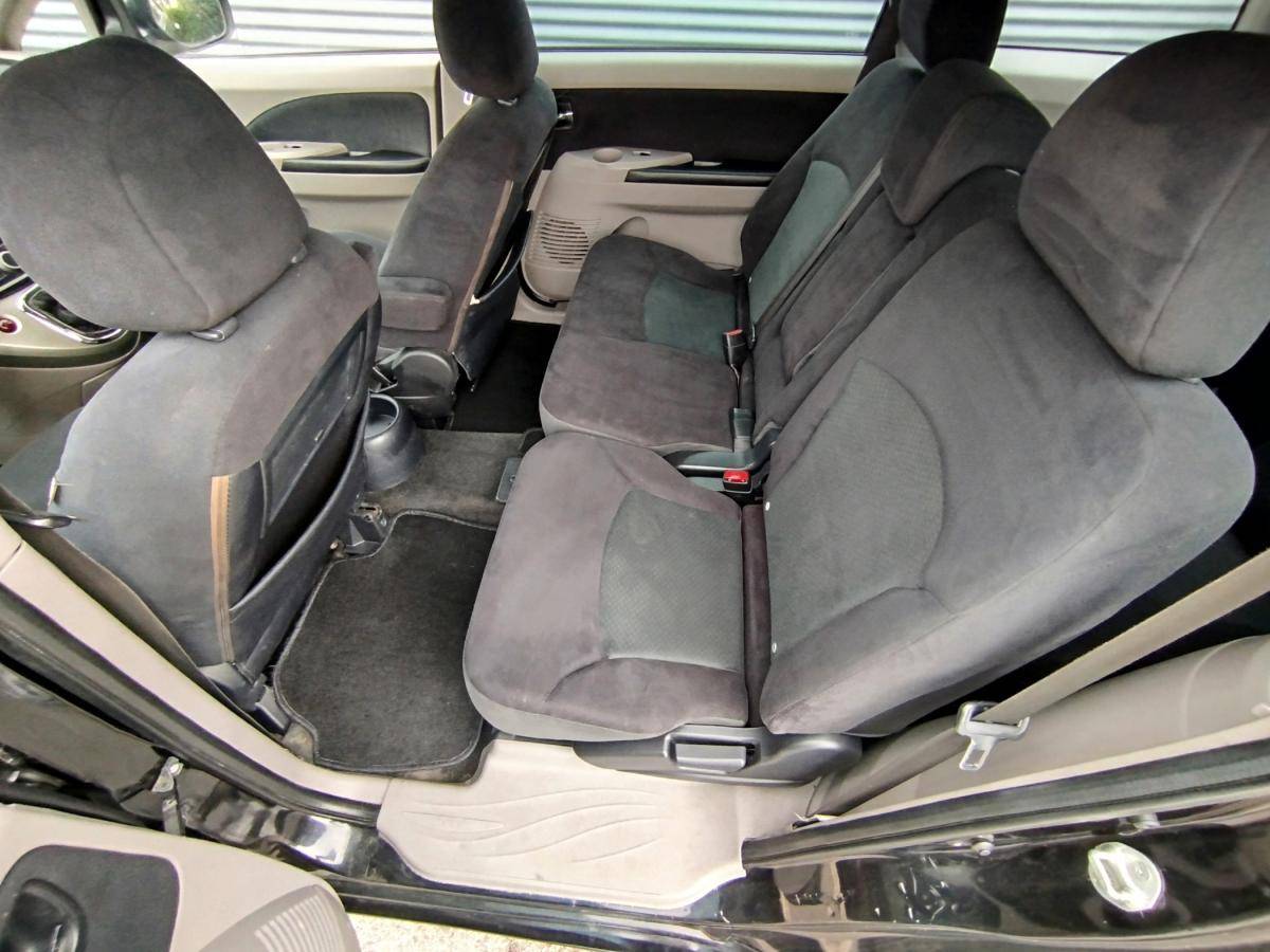 mitsubishi-grandis-2008-diesel-1968cc
