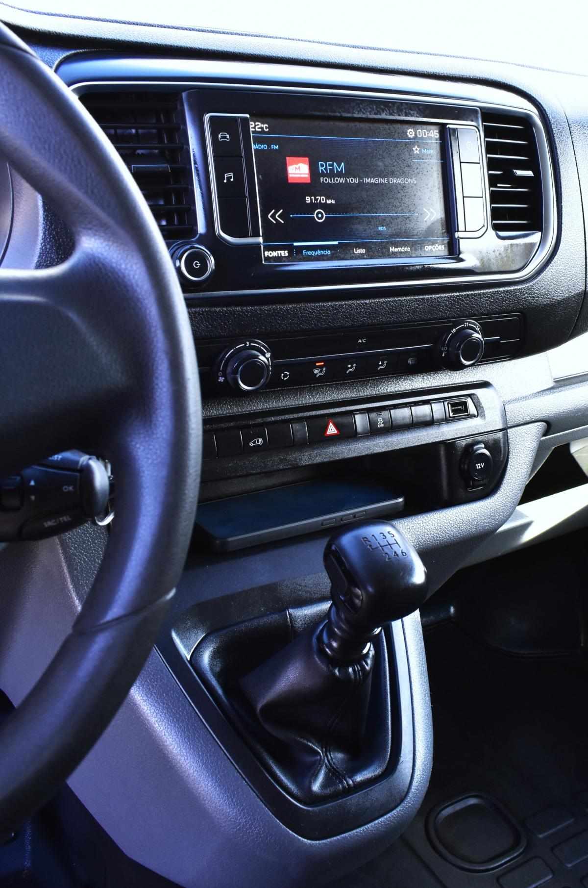 peugeot-expert-2018-diesel-1997cc