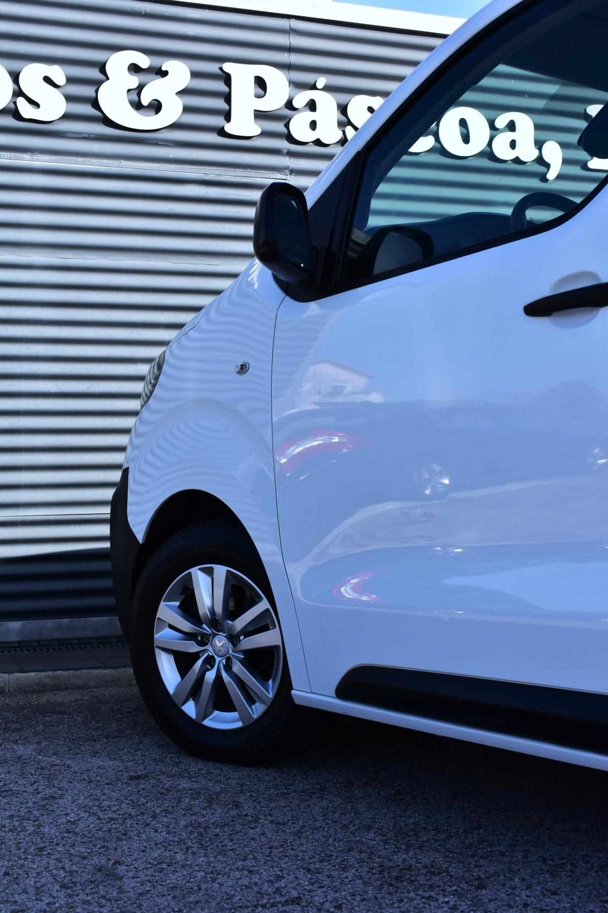 peugeot-expert-2018-diesel-1997cc