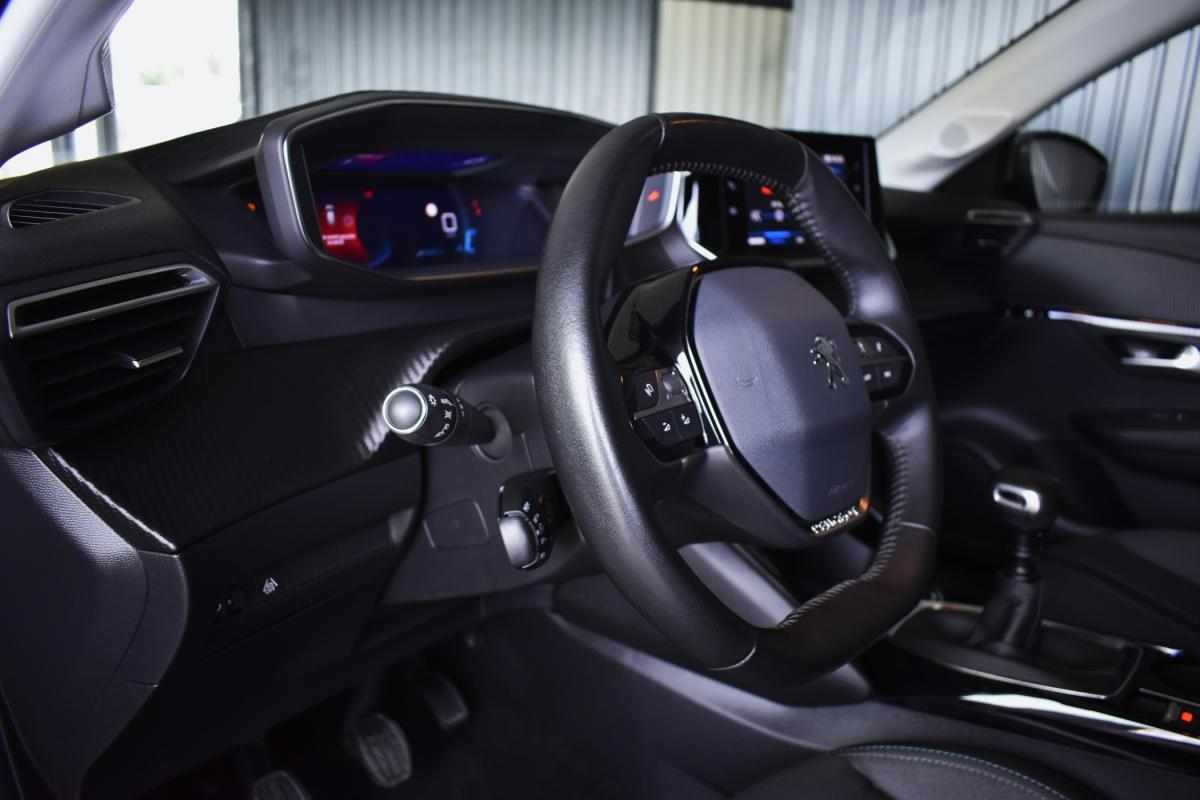 peugeot-208-2021-gasolina-1199cc