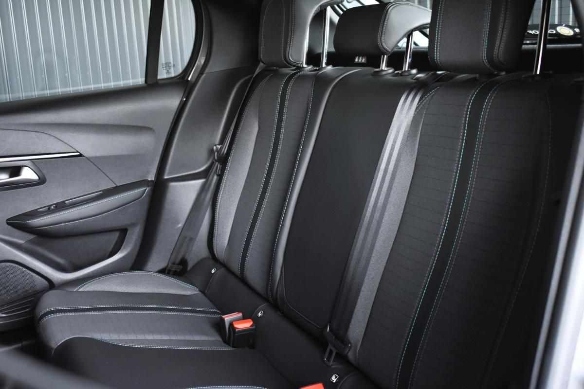 peugeot-208-2021-gasolina-1199cc