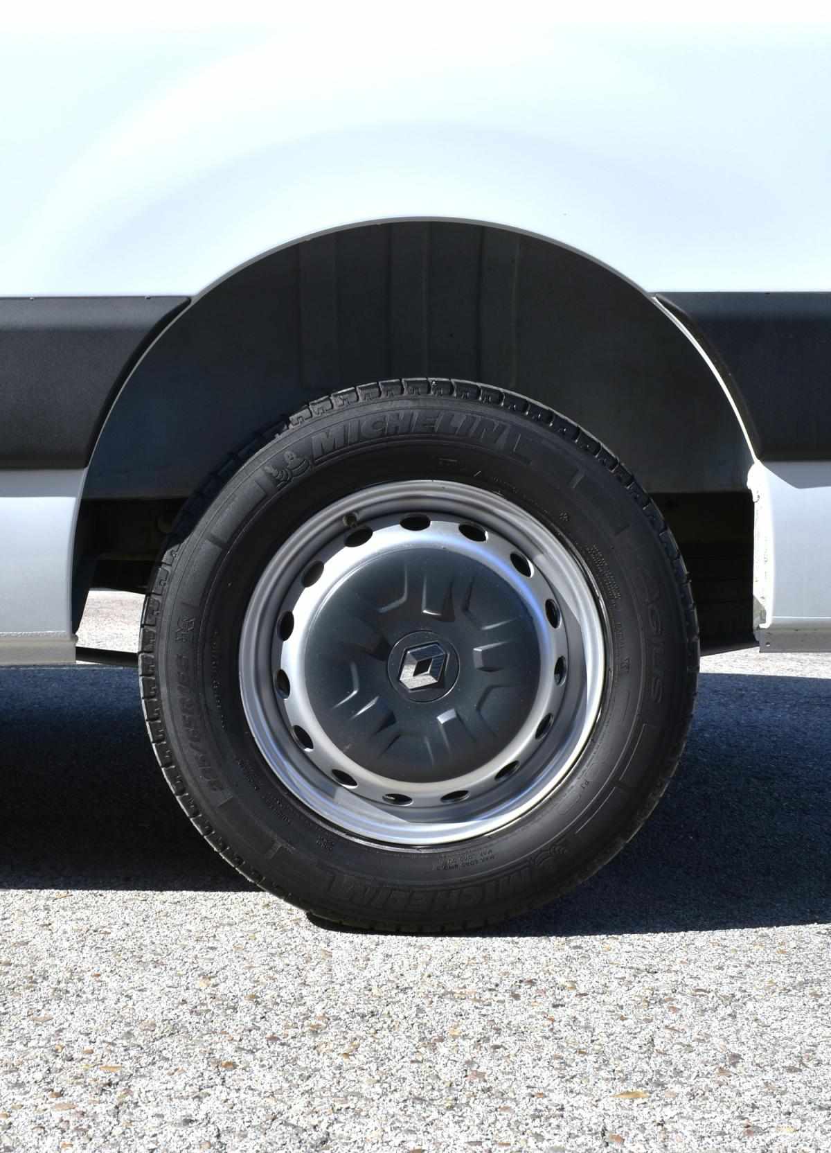 renault-master-2017-diesel-2299cc