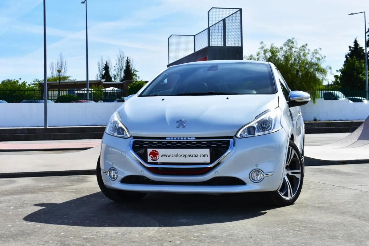 peugeot-208-2014-gasolina-1600cc