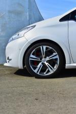peugeot-208-2014-gasolina-1600cc