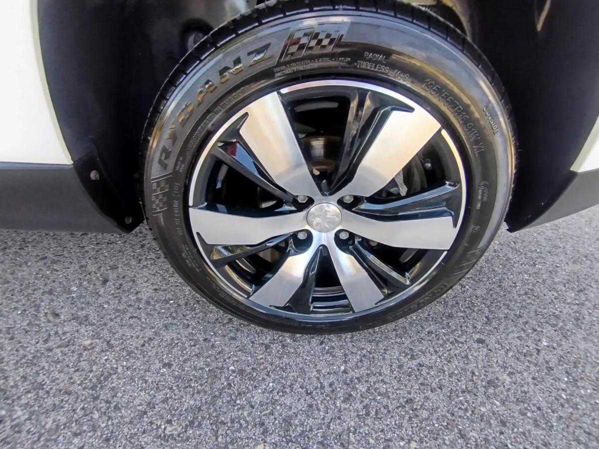peugeot-2008-2018-gasolina-1199cc