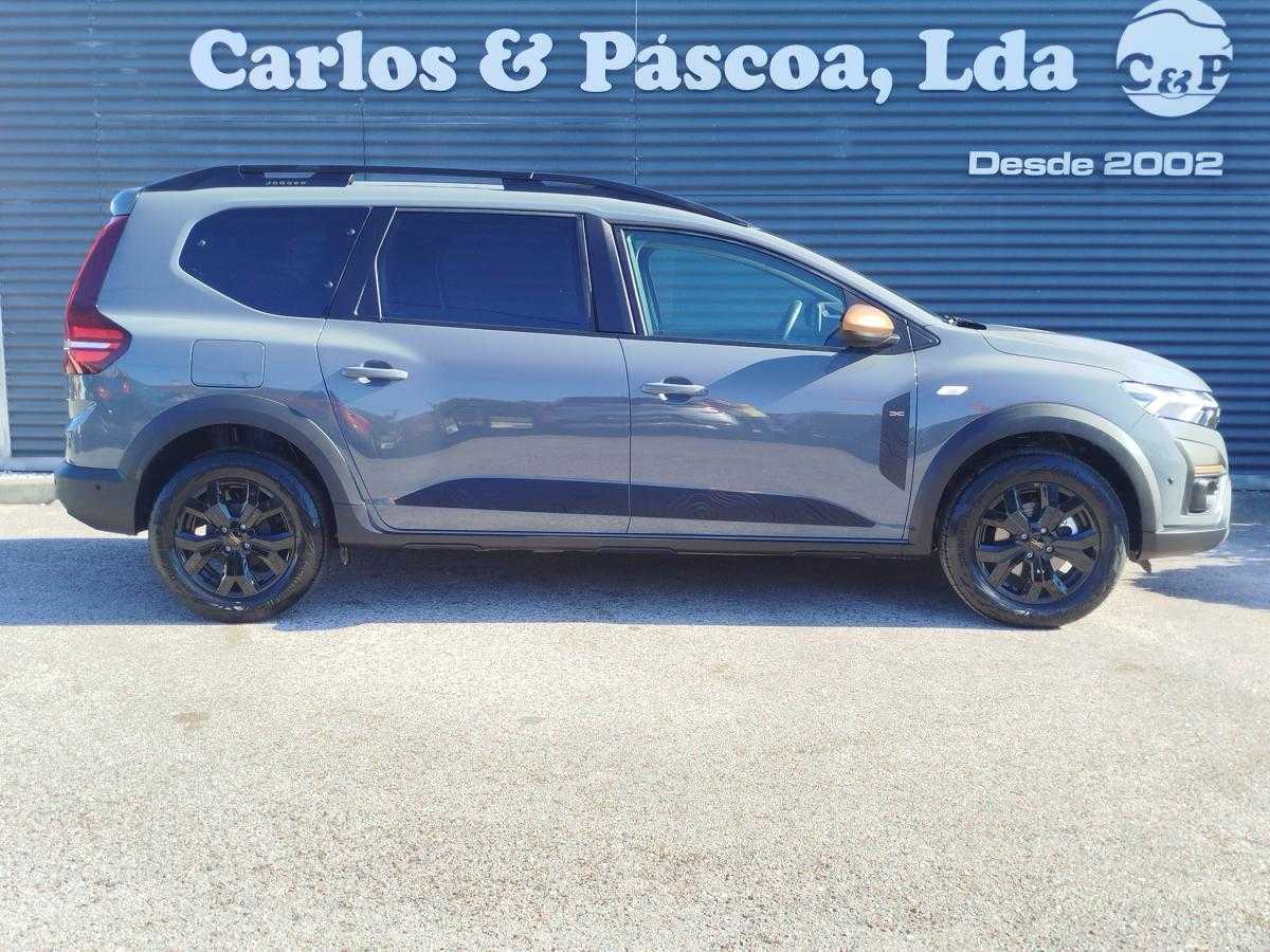 dacia-jogger-2024-hibrido-a-gasolina-1598cc