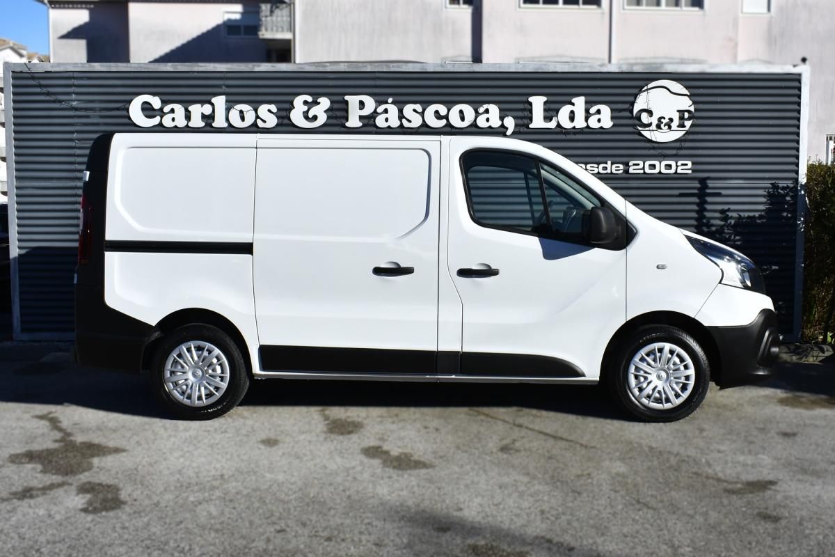 renault-trafic-2018-diesel-1598cc