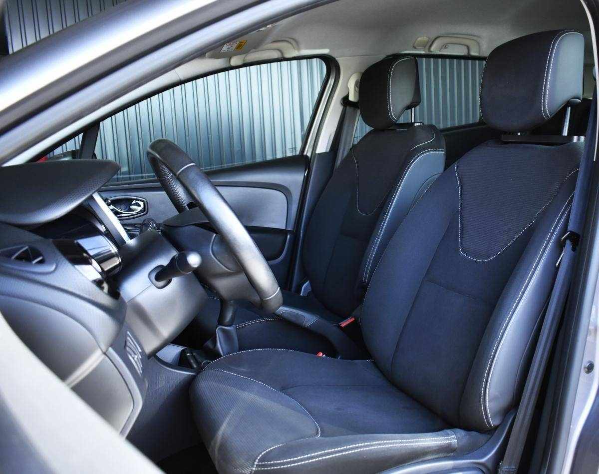 renault-clio-sport-tourer-2015-diesel-1461cc