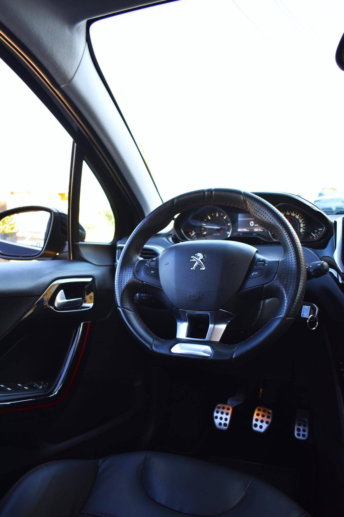 peugeot-208-2016-diesel-1560cc