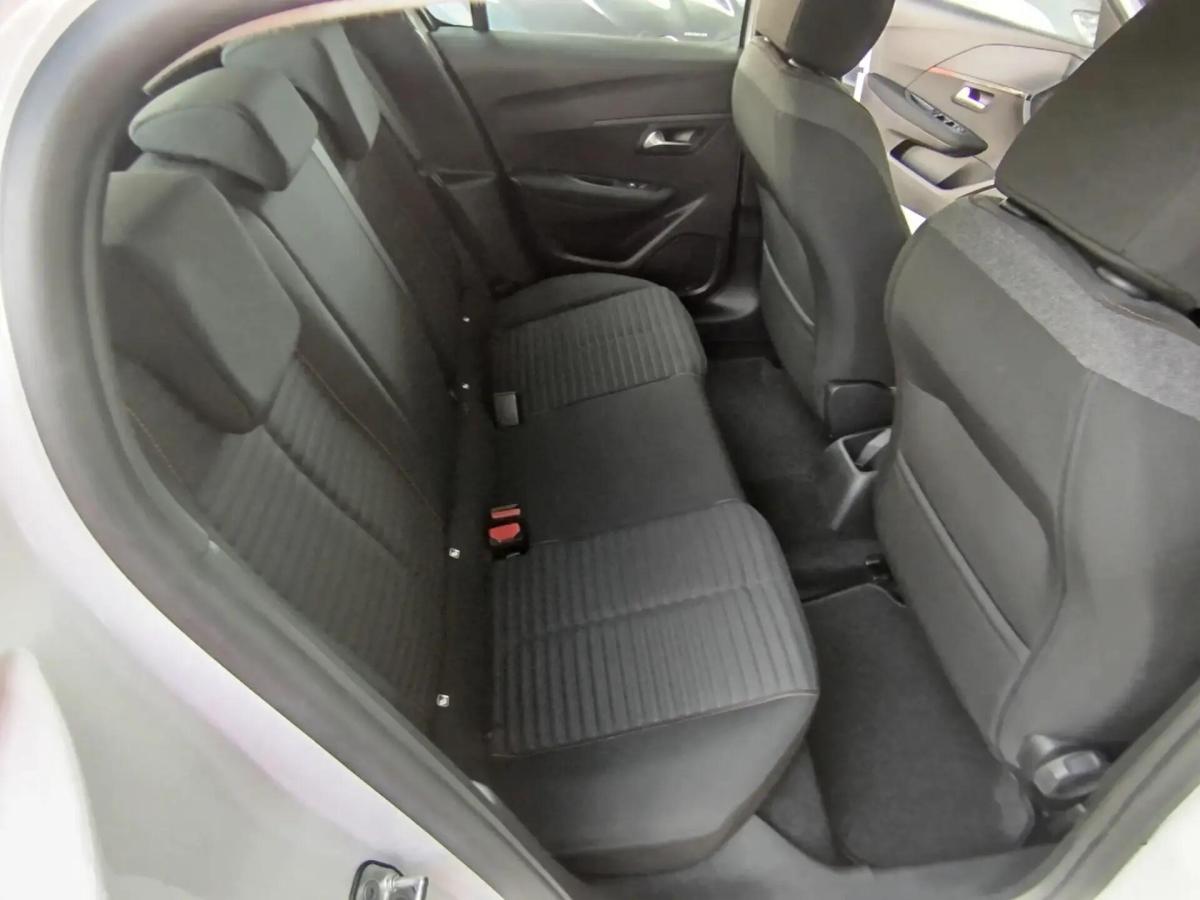 peugeot-208-2023-gasolina-1199cc