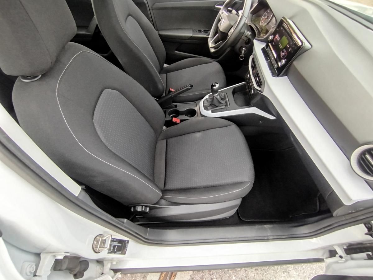 seat-arona-2021-gasolina-999cc