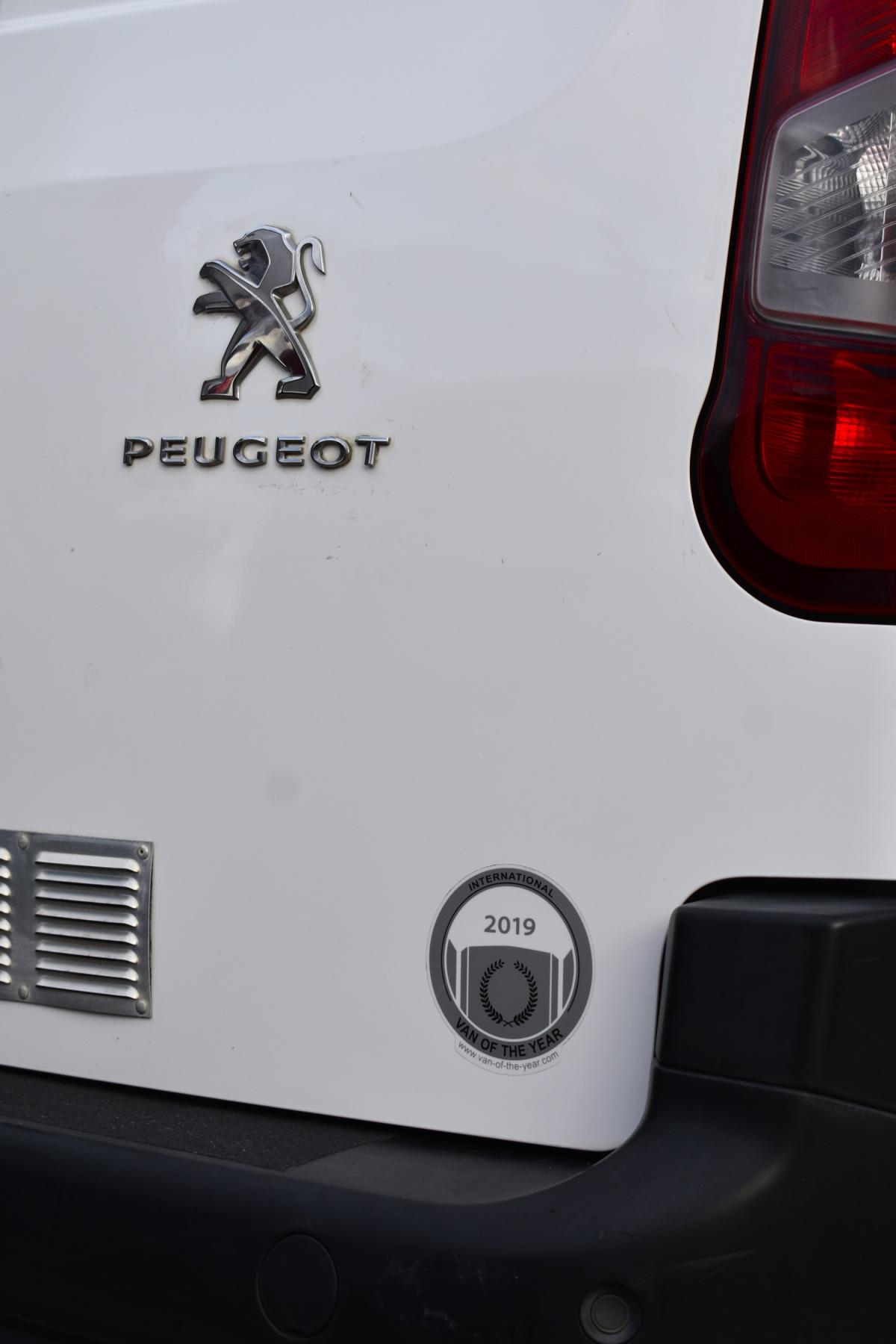 peugeot-partner-2019-diesel-1499cc