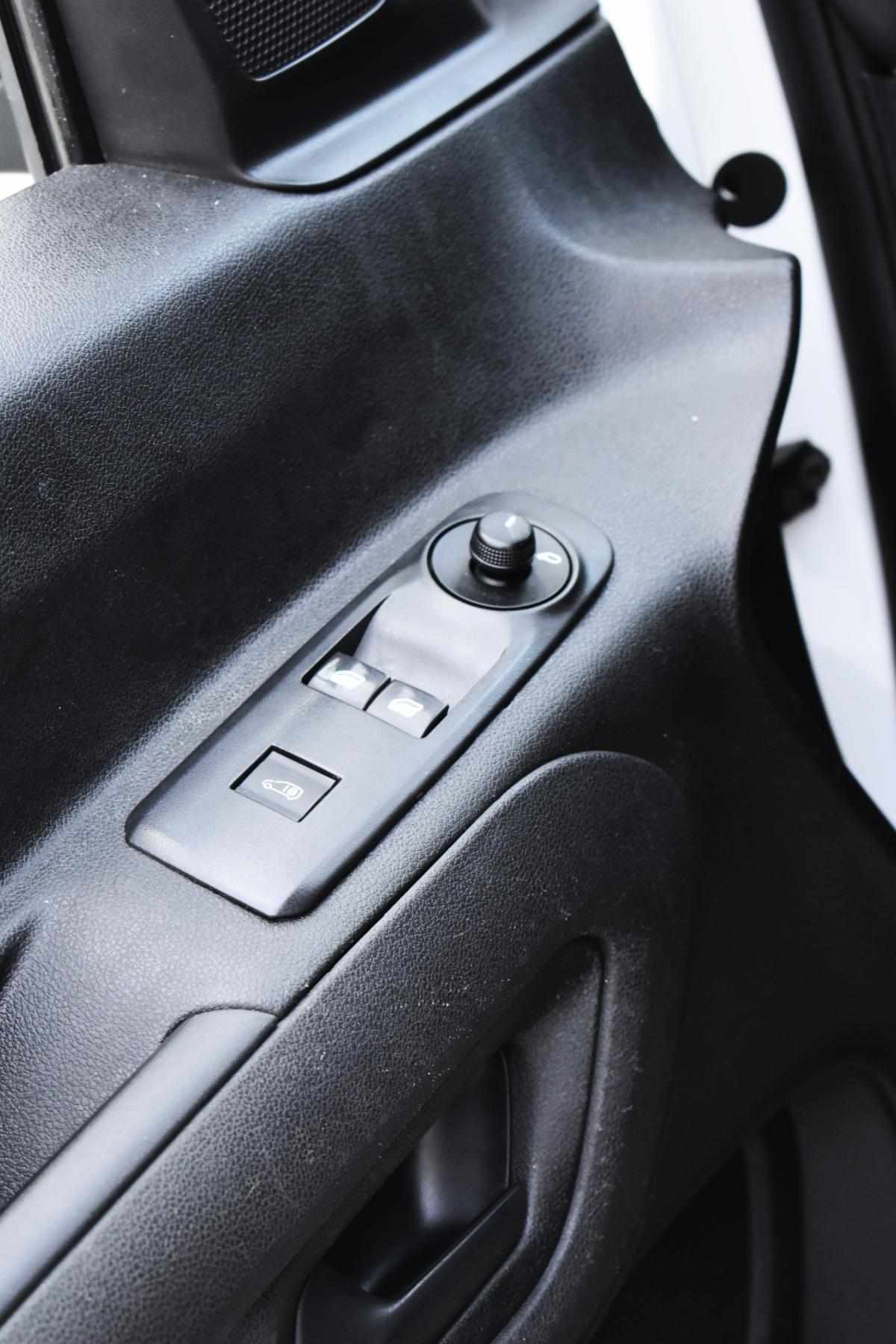 peugeot-partner-2019-diesel-1499cc
