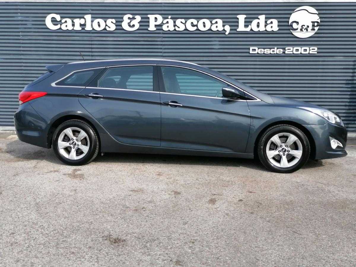 hyundai-i40-sw-2013-diesel-1695cc