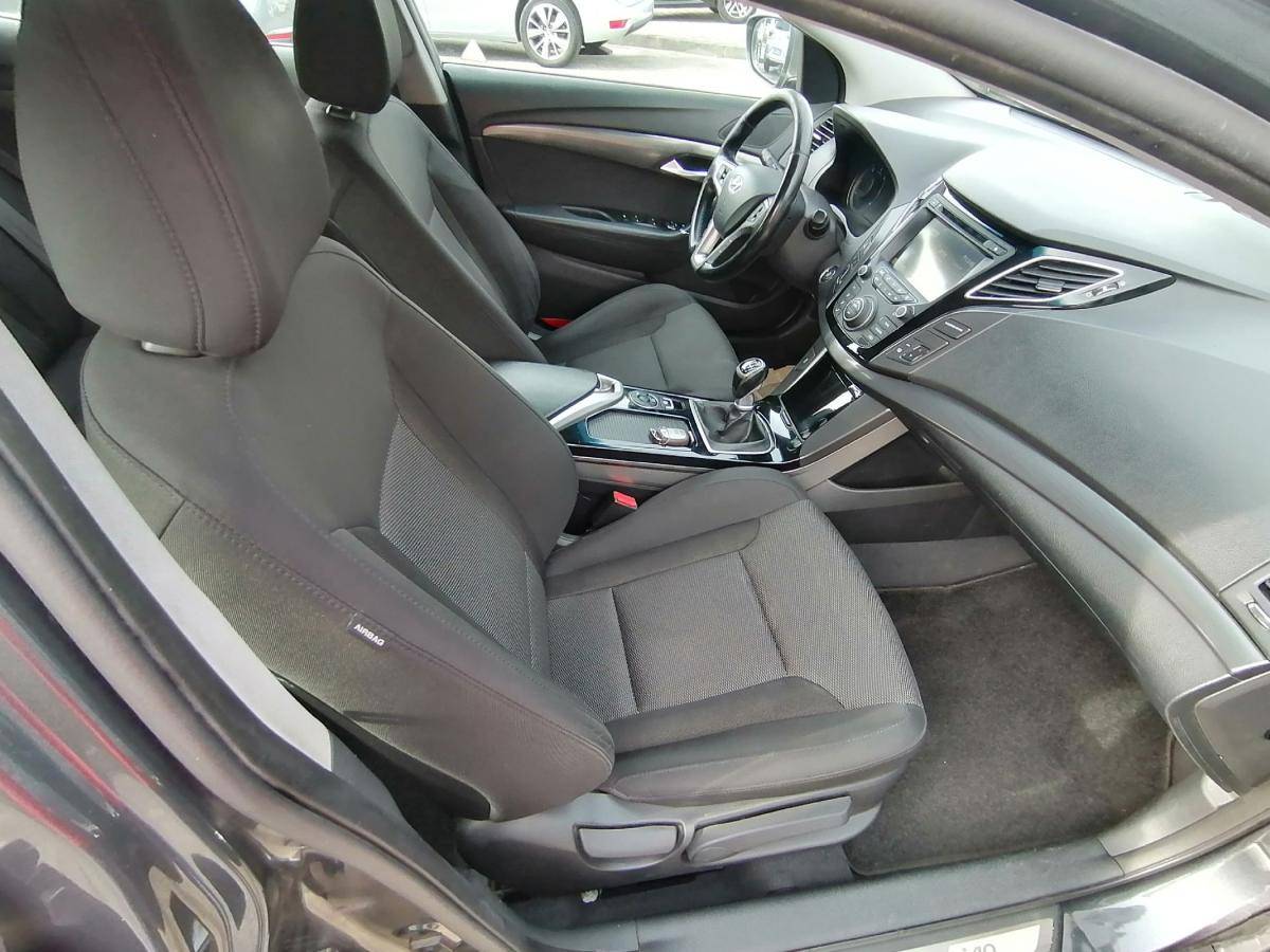 hyundai-i40-sw-2013-diesel-1695cc
