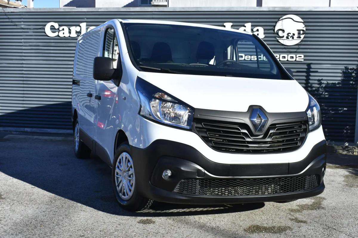 renault-trafic-2018-diesel-1600cc