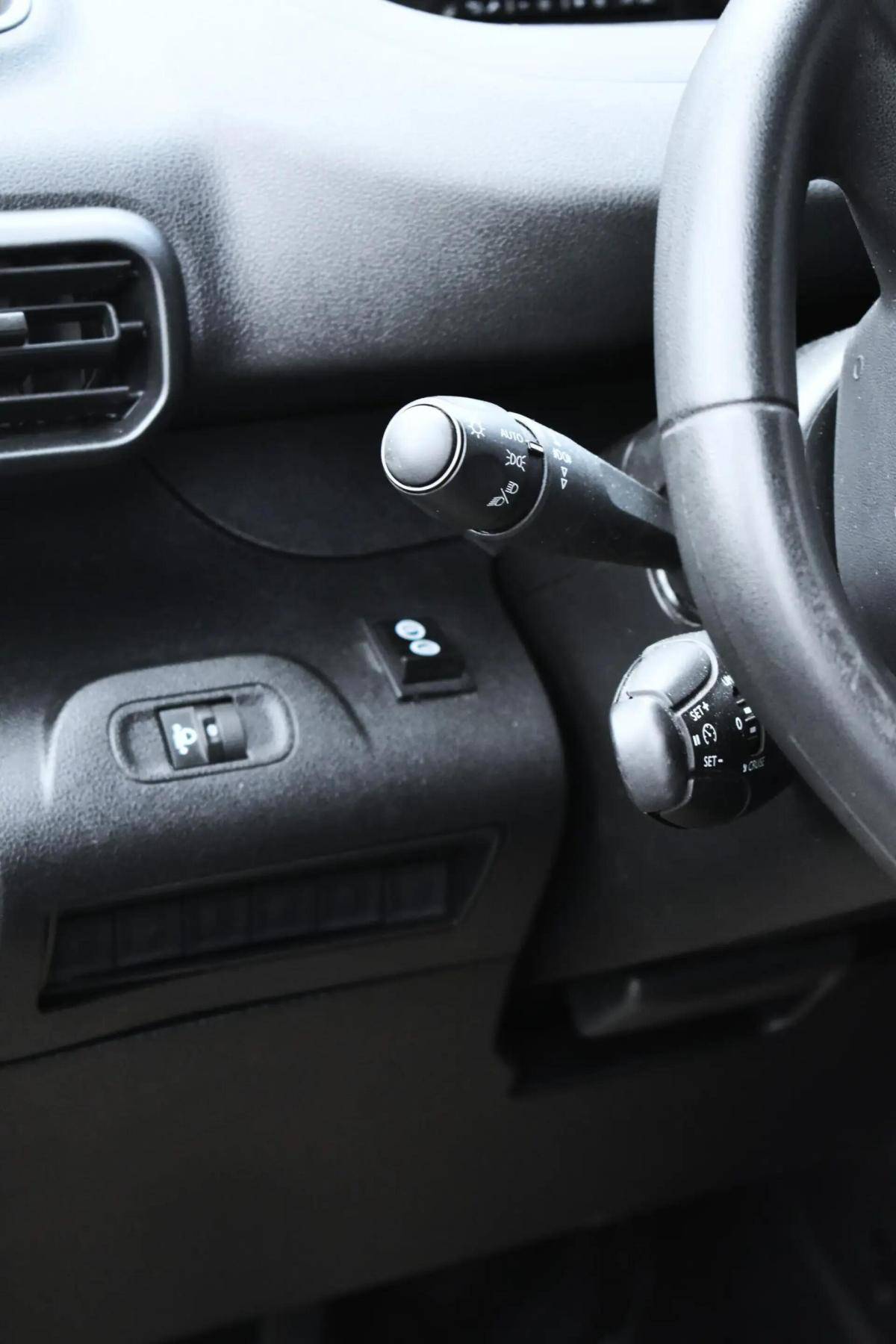 peugeot-partner-2019-diesel-1499cc
