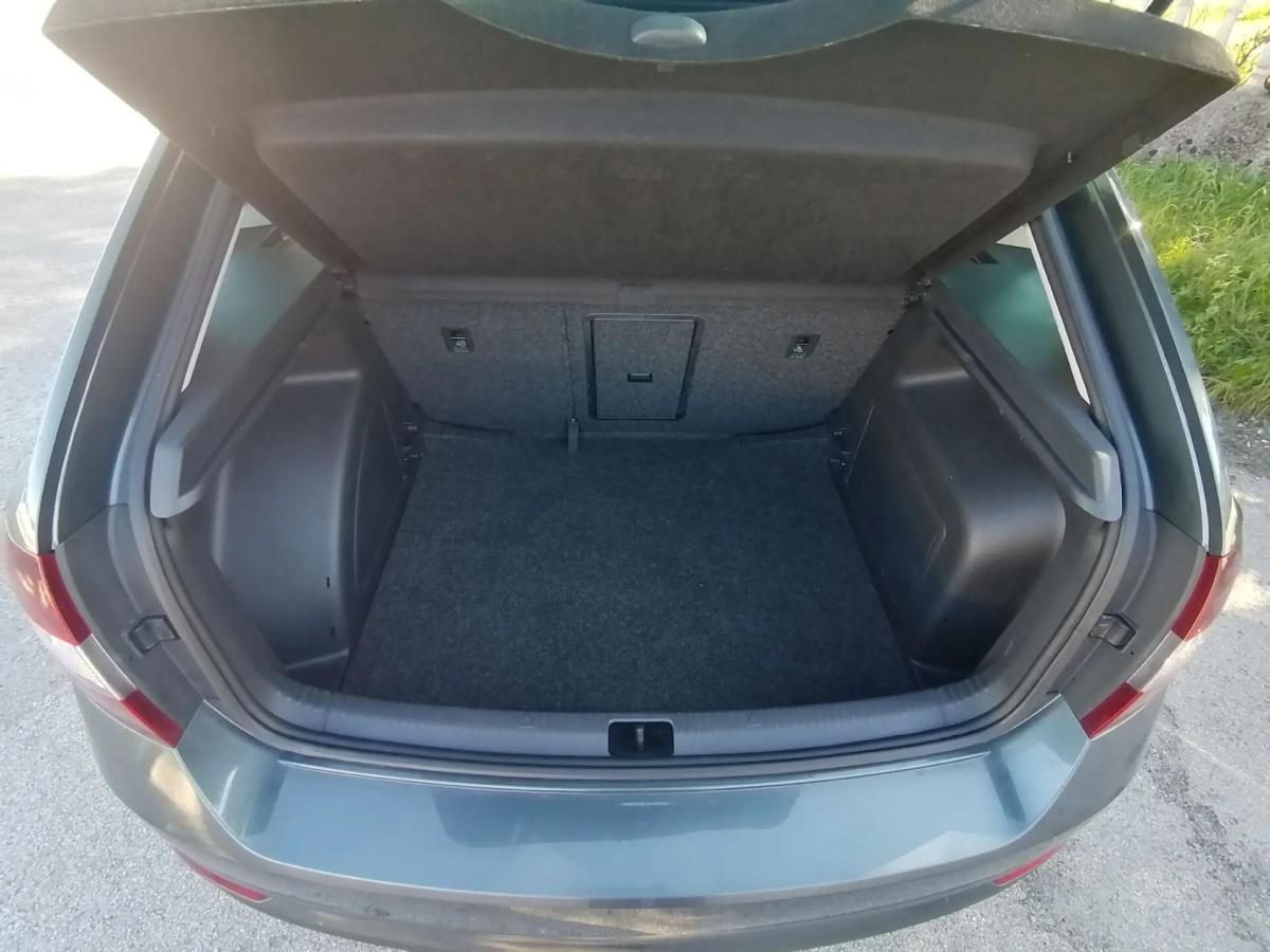 skoda-rapid-spaceback-2015-diesel-1600cc