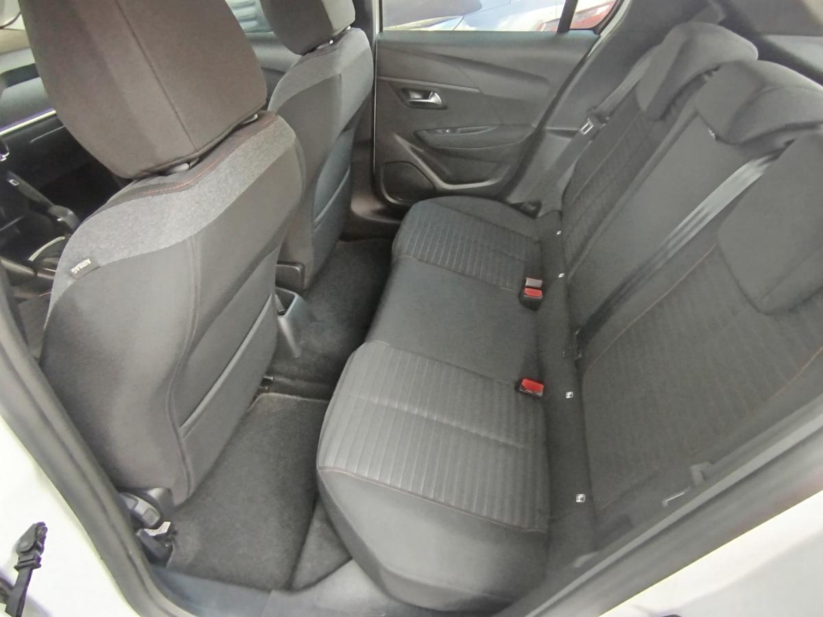 peugeot-208-2023-gasolina-1199cc