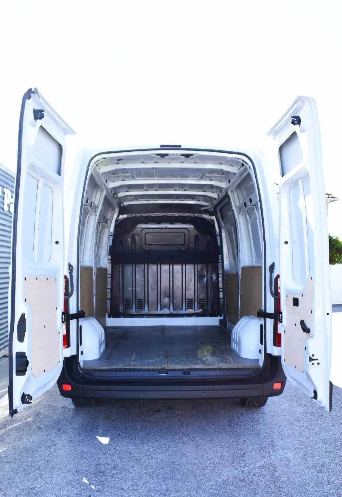 renault-master-2017-diesel-2299cc