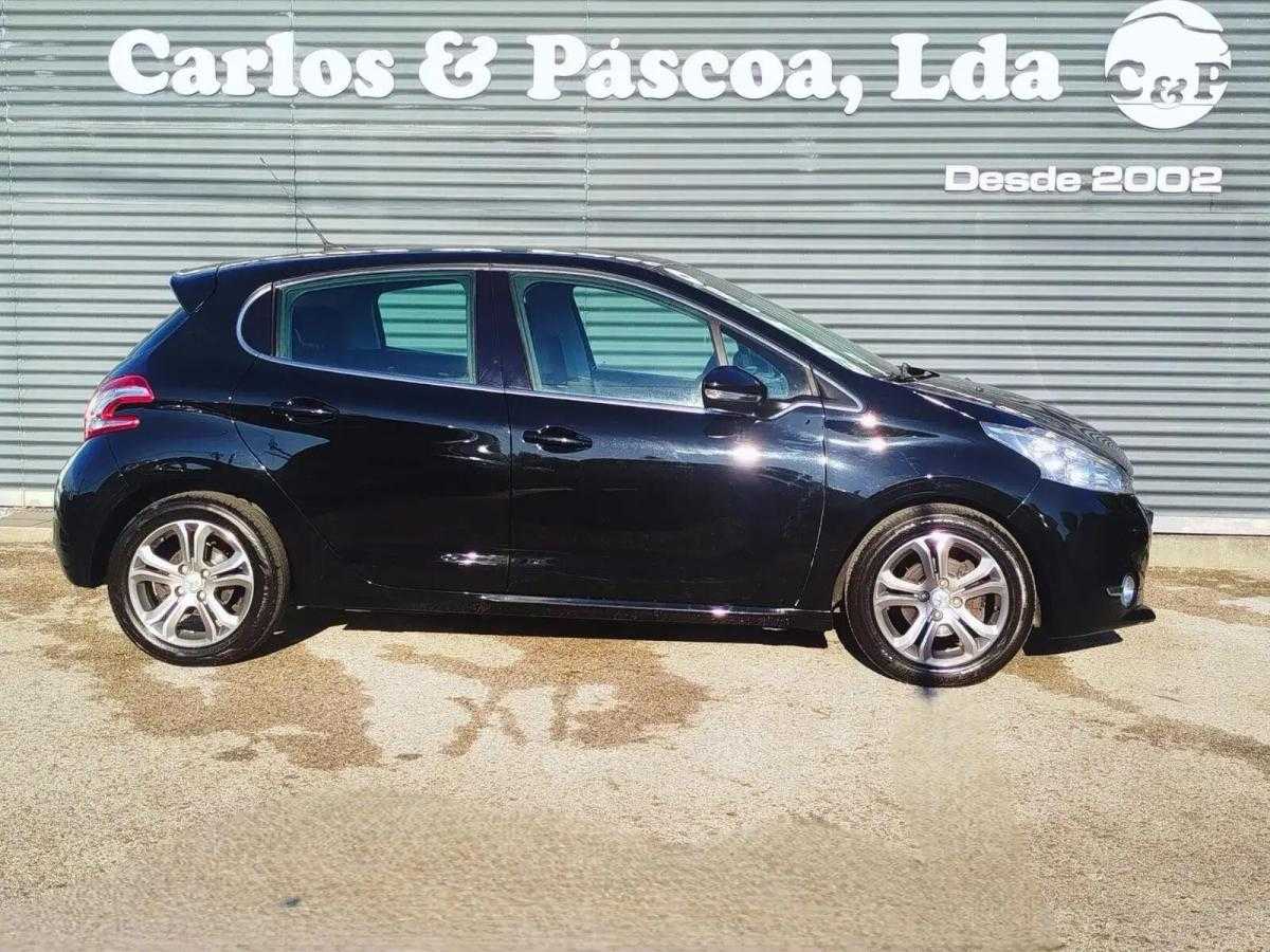 peugeot-208-2015-diesel-1560cc