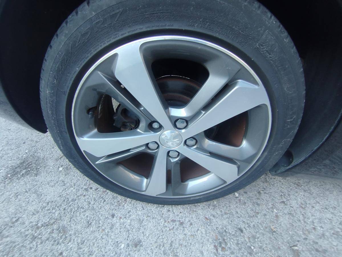peugeot-308-sw-2014-diesel-1560cc