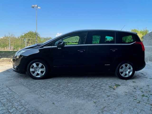 peugeot-5008-1-6-hdi-fap-2012-diesel-1560cc