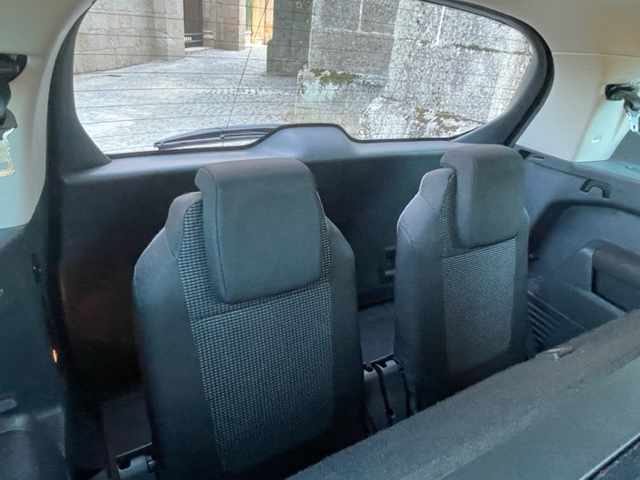 peugeot-5008-1-6-hdi-fap-2012-diesel-1560cc