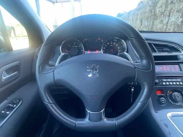 peugeot-5008-1-6-hdi-fap-2012-diesel-1560cc